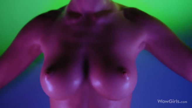 Идеальное обнажение 20-летней длинноногой модельки #5