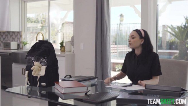 Невероятно тесное общение с любимым приёмным папочкой #1