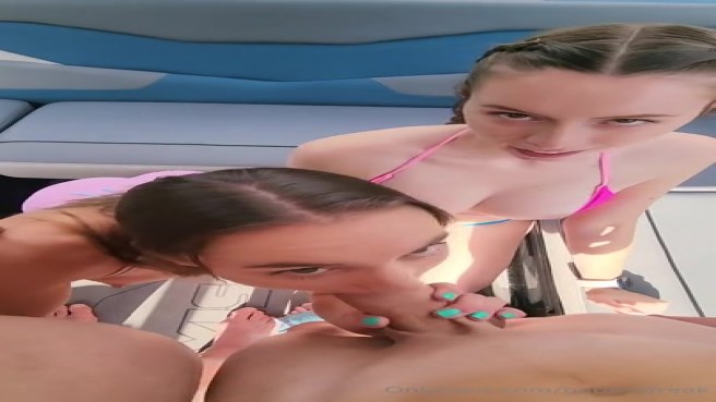 Две похотливые крошки, которые готовы виртуозно обслужить крупный ствол #2